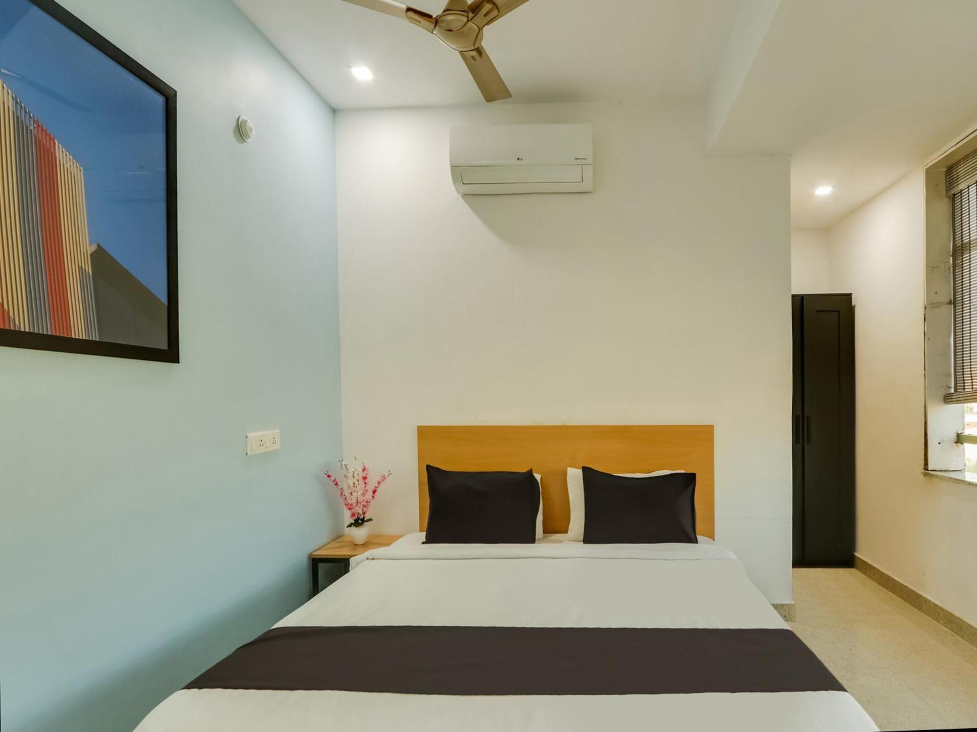 Super Townhouse Qualia Prime Hotel Near Nexus Mall Haidarábád Kültér fotó