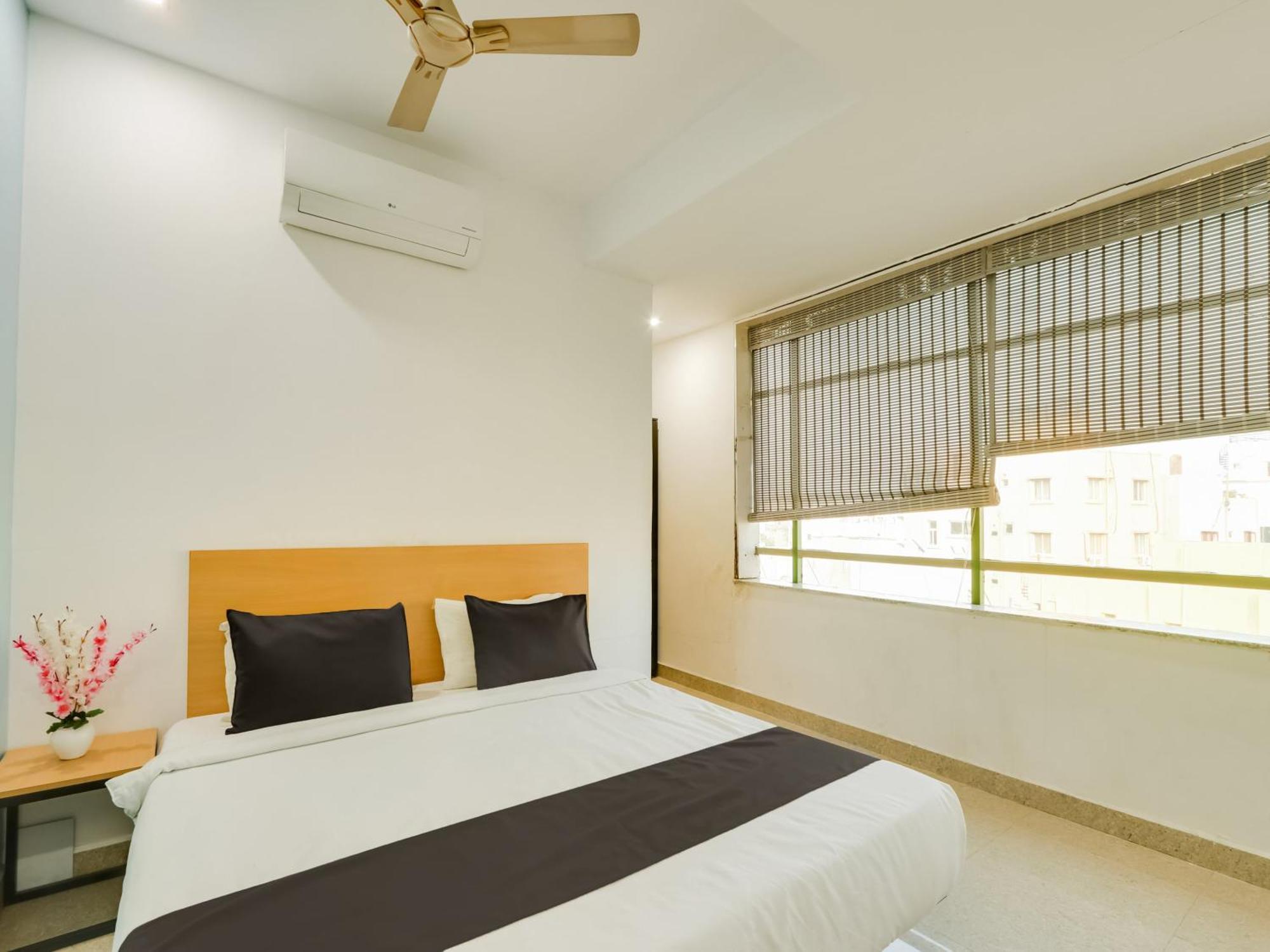 Super Townhouse Qualia Prime Hotel Near Nexus Mall Haidarábád Kültér fotó